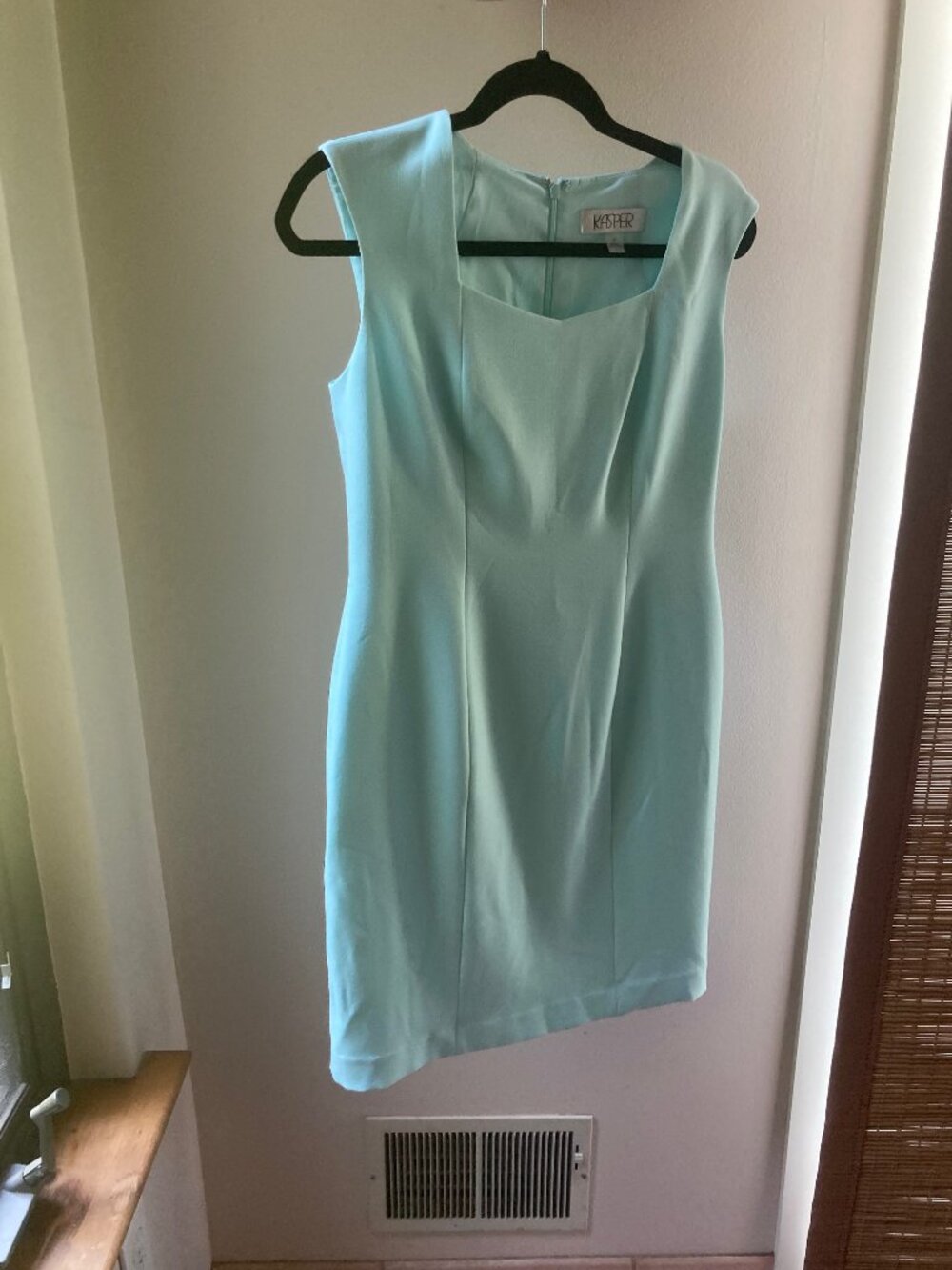 Kasper Sleeveless Sheath Dress - Picture 9 of 16